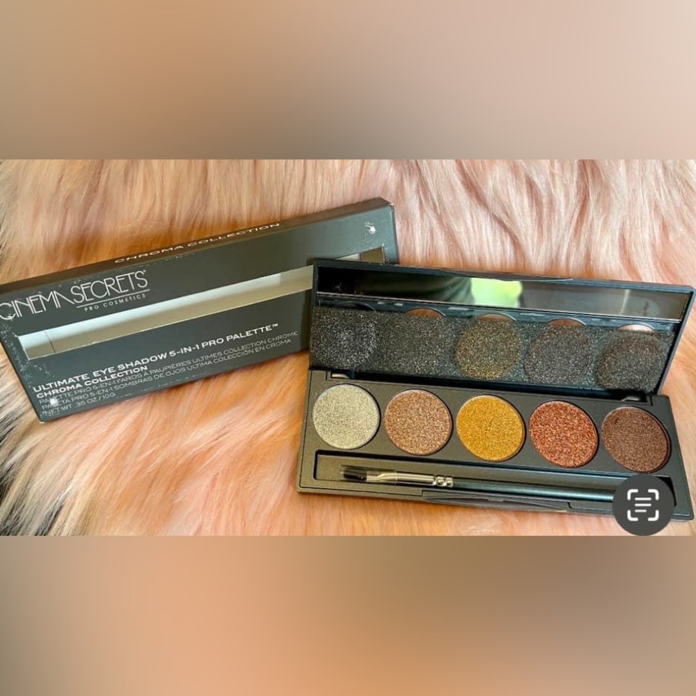 Cinema Secrets Chroma Collection Eyeshadow Palette